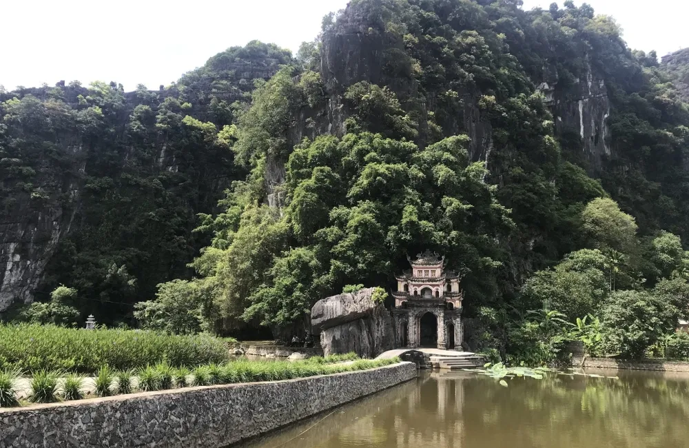 Hoa Lu - Tam Coc - Bich Dong