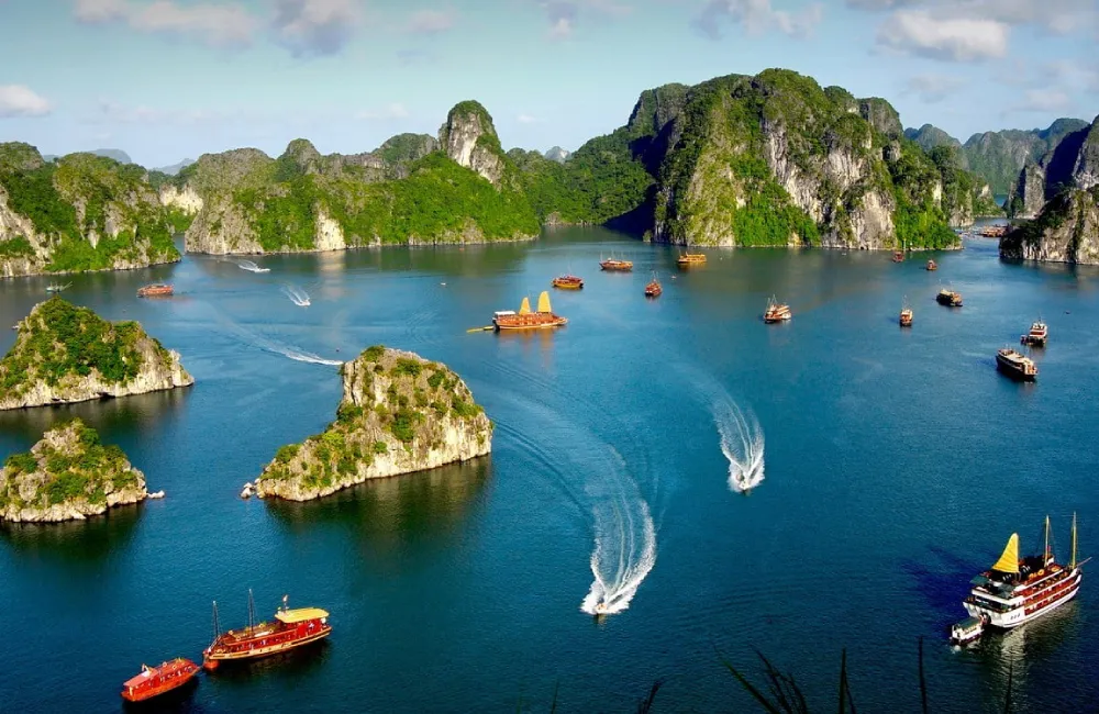 Hanoi Halong Bay Group Tour